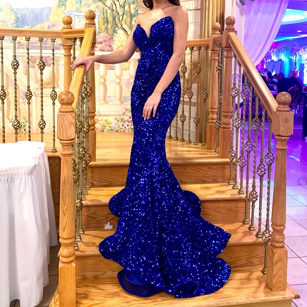 Gorgeous Royal blue Portia and Scarlett gown.
